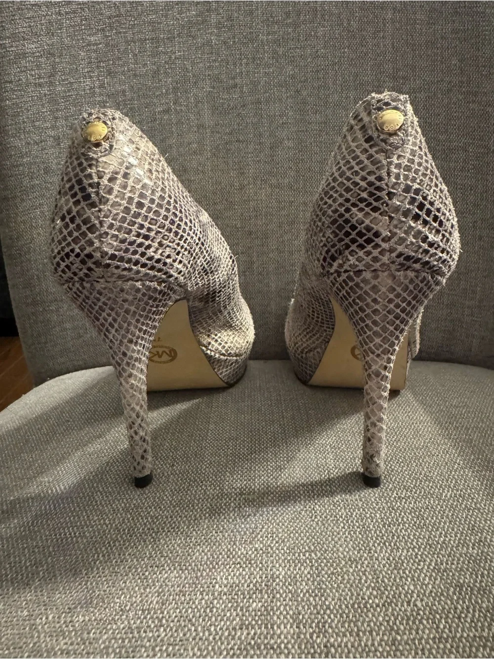 Michael Kors Snakeskin Embossed Platform Pumps Heels Women’s Size 7
